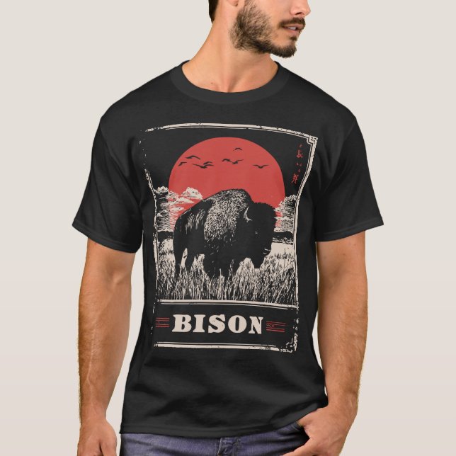 Echo der Ebenen: Bison Future Relic T-Shirt (Vorderseite)