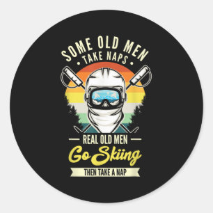 Echte alte Männer Skifahren Funny Ski Lovers Retro Runder Aufkleber