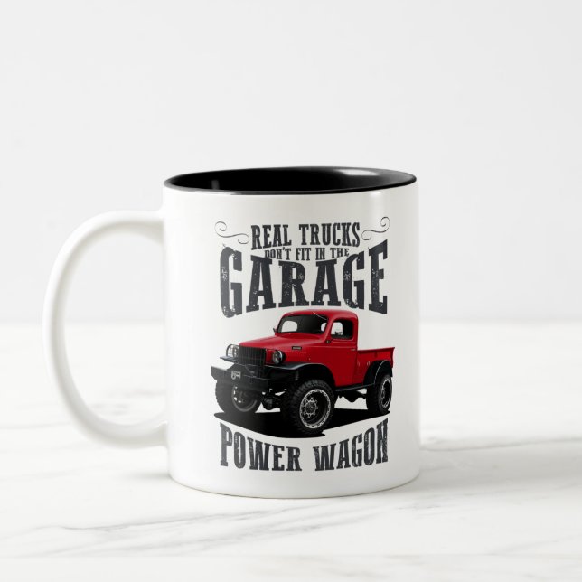 Echte Lastwagen passen nicht in die Garage Zweifarbige Tasse (Links)