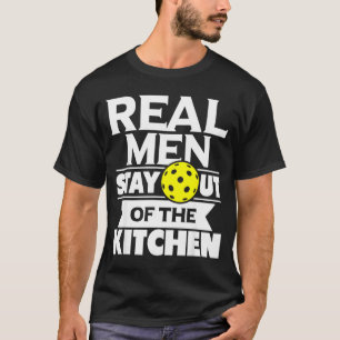 Echte Männer bleiben aus der Küche lustiges Pickle T-Shirt