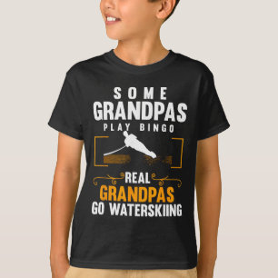 Echte Omas gehen Wasserski fahren Männer Wasserski T-Shirt