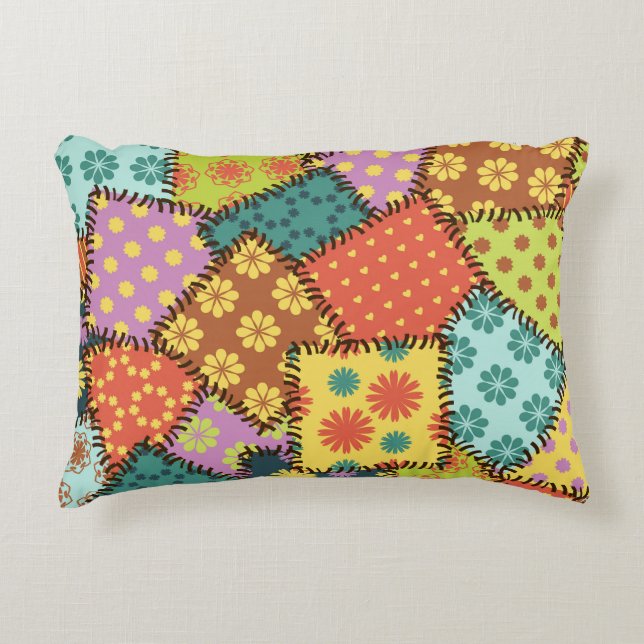 Eclectic Patchwork: Diverse Muster Mix Dekokissen (Vorderseite)