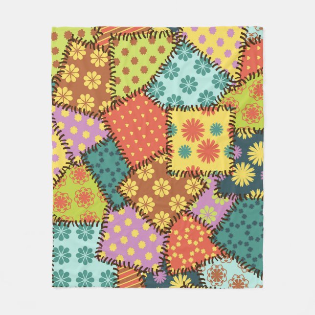 Eclectic Patchwork: Diverse Muster Mix Fleecedecke (Vorderseite)