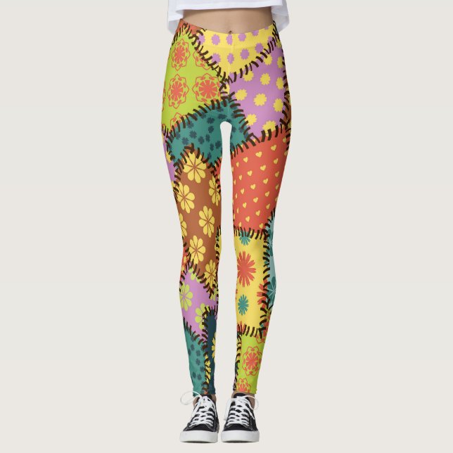 Eclectic Patchwork: Diverse Muster Mix Leggings (Vorderseite)