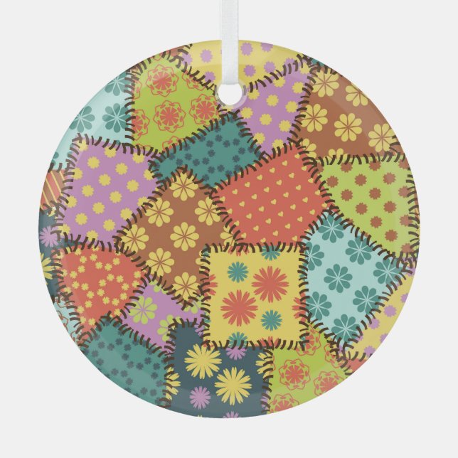 Eclectic Patchwork: Diverse Muster Mix Ornament Aus Glas (Vorderseite)