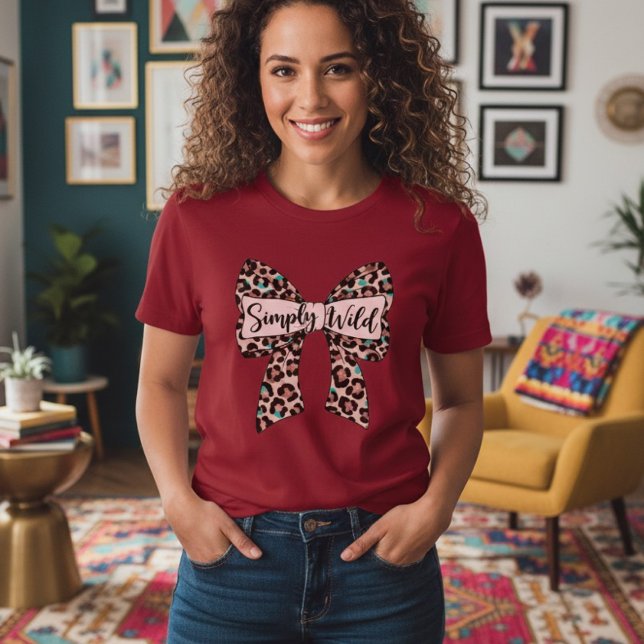 Eclectic Style Women's T-Shirt - Red with Leopard  (Von Creator hochgeladen)