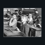 Ecole Paris - 1956 - Robert Doisneau Postkarte<br><div class="desc">Ecole Paris - 1956 - Robert Doisneau</div>