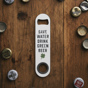 Économisez de l'eau Boire Bière verte   Saint Patr