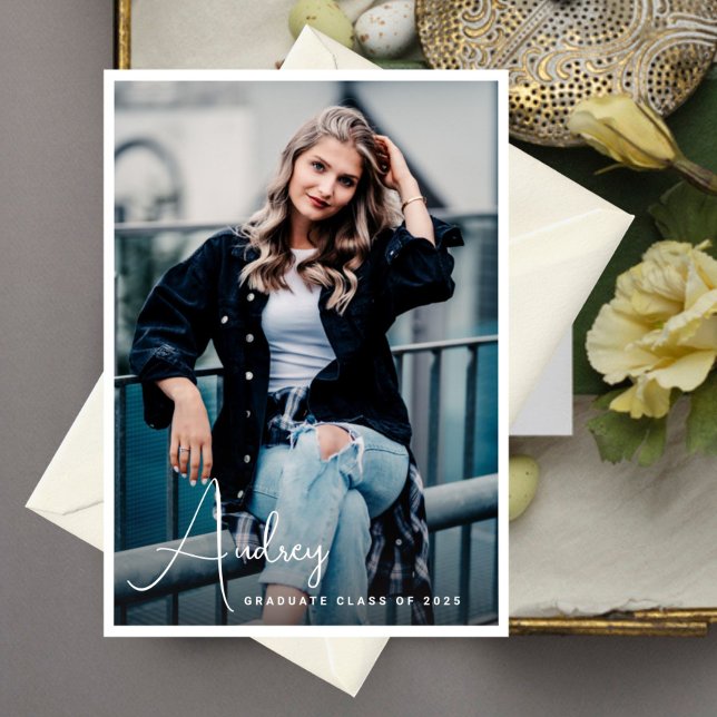 Écriture décontractée Nom de l'étudiant Invitation (Créateur téléchargé)