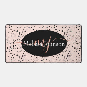 Écriture élégante rose gold sur fond noir    
