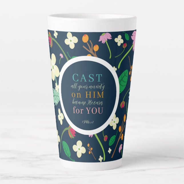 Écriture florale 1 Pierre 5:7 Mug latte (Devant)