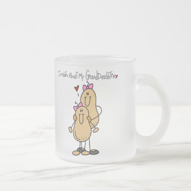 Écrous au sujet de ma tasse de petite-fille (Droit)