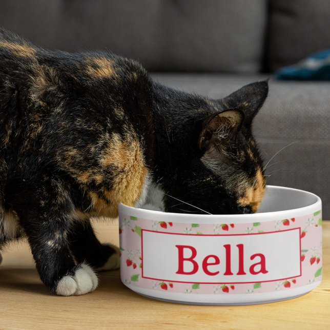 Écuelle Aquarelle Fleurs de fraises Motif animal (Delightful pet bowl: Customized with watercolor strawberry blossoms!)