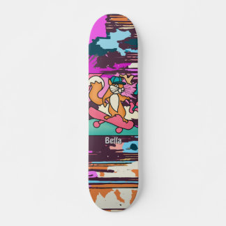 Écureuil rétro de rue sur skateboard | Drôle