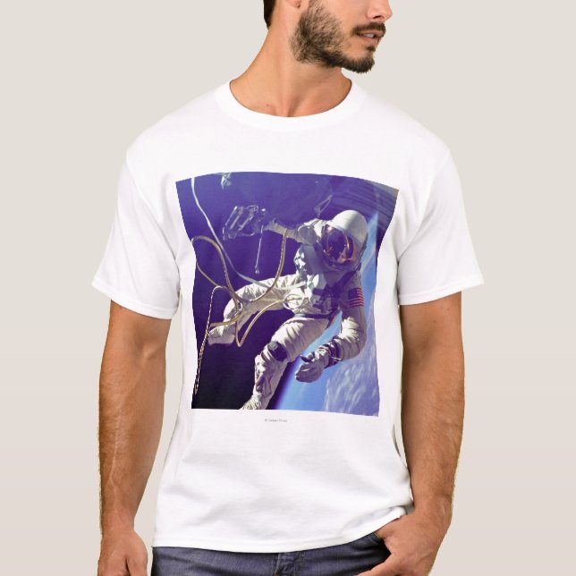 Ed White First American Spacewalker Fotograf T-Shirt (Vorderseite)