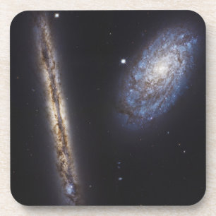 Edge-On Galaxy Ngc 4302 & Tilted Galaxy Ngc 4298 Getränkeuntersetzer