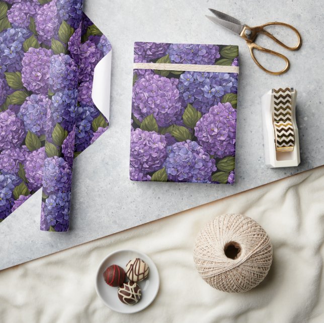Edgy Serene Hydrangea Flower Wrapping Paper Geschenkpapier (Kunsthandwerk)