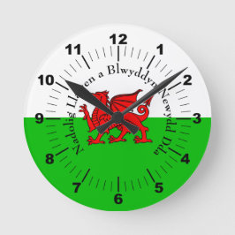 Edit Text Welsh Flag Red Dragon Christmas Runde Wanduhr