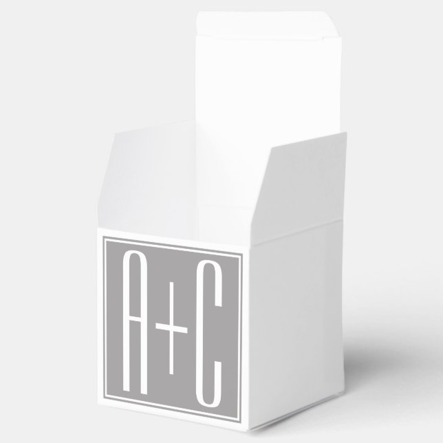 Editable Couples Initials | Weiß & Grau Geschenkschachtel (Geöffnet)