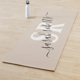 Editierbare berufliche Monogramm-Bezeichnung beige Yogamatte