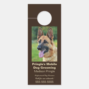 Editierbarer Hund Groomer Türanhänger