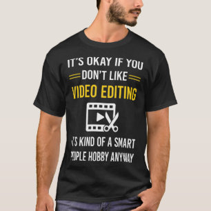 Editor für Videobearbeitung mit Smart People T-Shirt