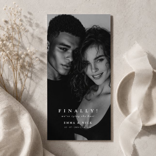 Editorial Photo Finally Wedding Save the Date (Von Creator hochgeladen)