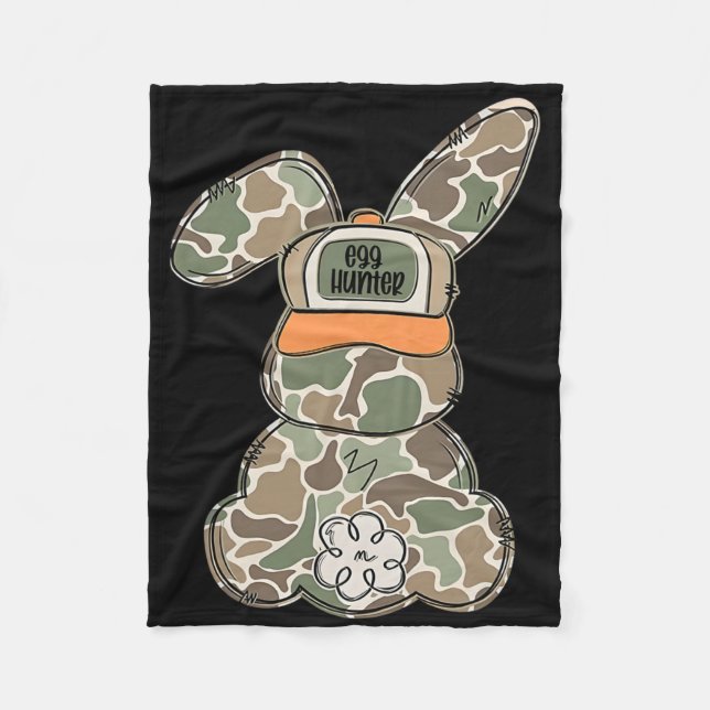 Egg Hunter Bunny With Byckward Cap Hunting Easter  Fleecedecke (Vorderseite)