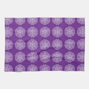 Eggplant Mandala Geschirrtuch
