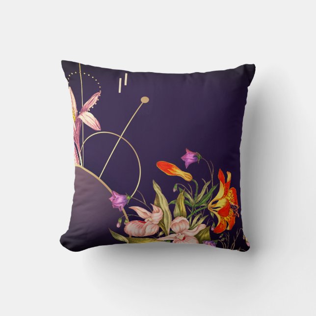 Eggplant Plum Artistic Abstrakt Botanical Kissen (Vorderseite)