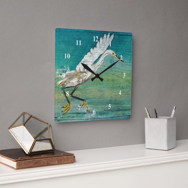 Egret Beach House Art Quadratische Wanduhr (Gorgeous Egret Shorebird On Water Art Wall Clock From Jenn's Emporium. )