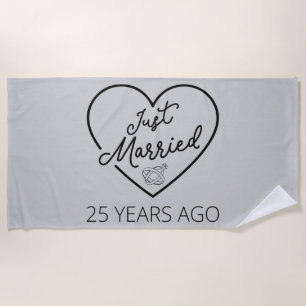 Ehe vor 25 Jahren III Strandtuch