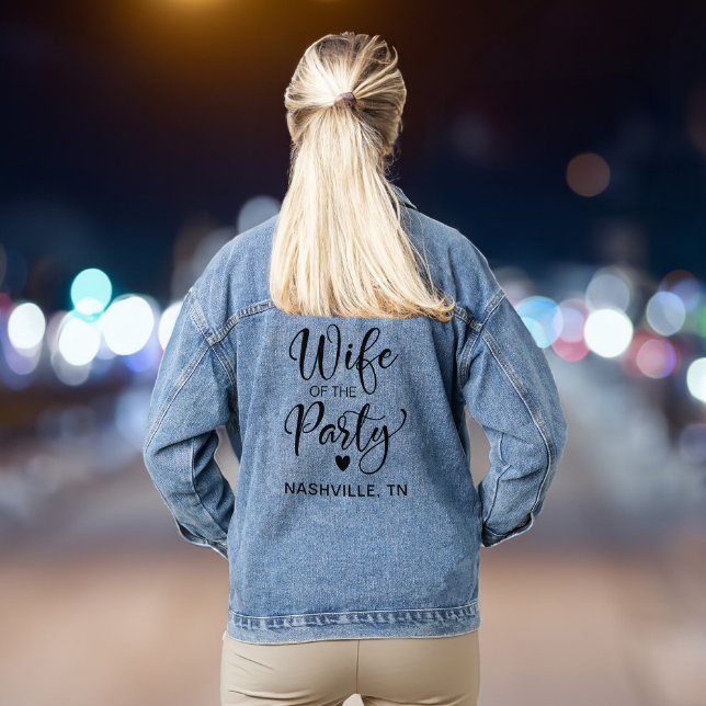 Ehefrau des Party Nashville Junggeselinnen-Abschie Jeansjacke (Celebrate your last fling before the ring in style & add some flair to your bachelorette party look)