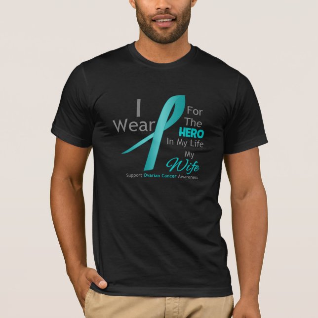 Ehefrau - Held in meinem Leben - Eierstockkrebs T-Shirt (Vorderseite)