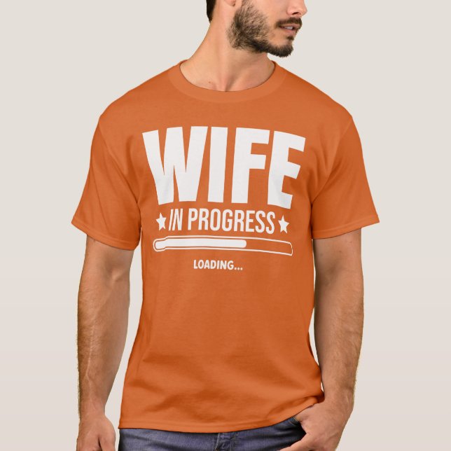 Ehefrau in der laufenden Ladung Verlobung Künftige T-Shirt (Vorderseite)