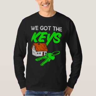Ehepaar als erstmalige Hausbesitzer bei der Umzugs T-Shirt