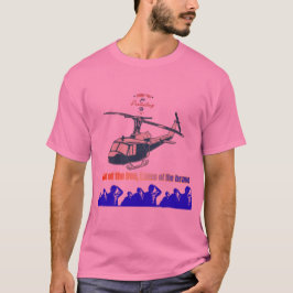 Ehre in jedem rosafarbenen Faden T-Shirt