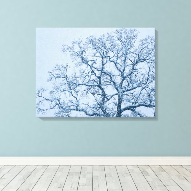 Eichenbaum im Schnee Leinwanddruck (Insitu (Holzboden))