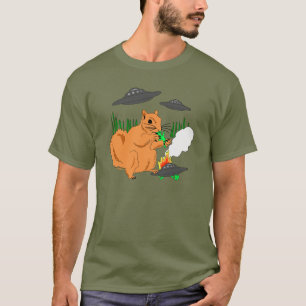 Eichhörnchen gegen Außerirdischen T-Shirt