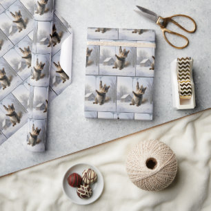 Eichhörnchen hängt an einem Eiszapfen Geschenkpapier
