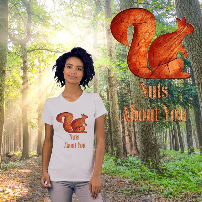 Eichhörnchen - Holz - Nüsse von Ihnen T-Shirt (Von Creator hochgeladen)