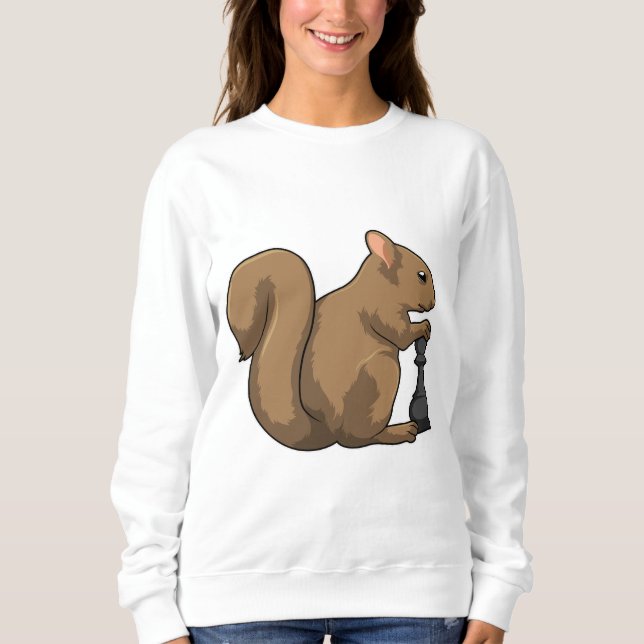 Eichhörnchen mit Schachstück Bishop Sweatshirt (Vorderseite)