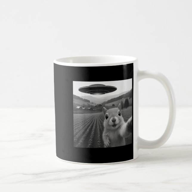 Eichhörnchen Selfie mit Alien Ufo Funny für Männer Kaffeetasse (Rechts)
