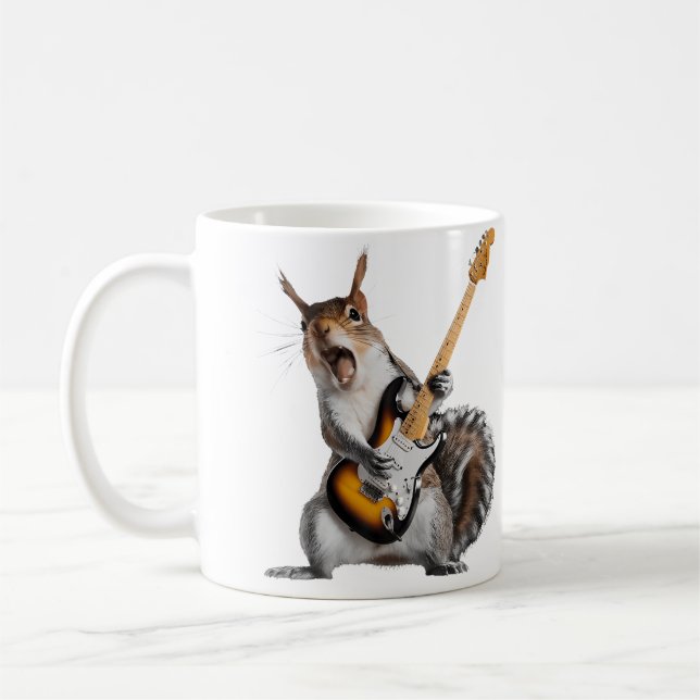 Eichhörnchen spielt Gitarre Kaffeetasse (Links)