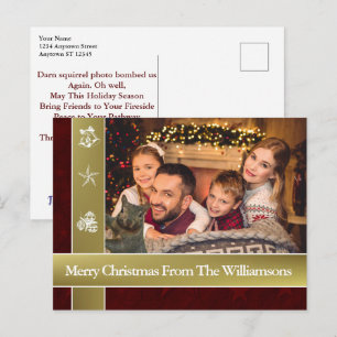 Eichhörnchen unterbricht Familienfoto zu Weihnacht Postkarte