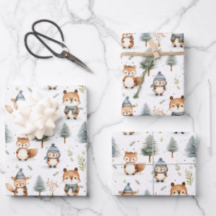 Eichhörnchen von niedlichen Waldtieren im Winter Geschenkpapier Set