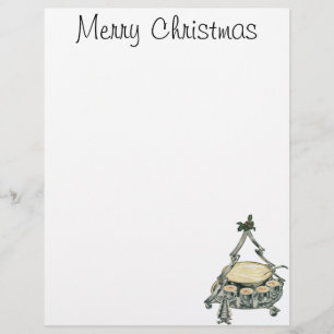 Eierpunsch in einer Vintage-Weihnachtsbaum-Punschs