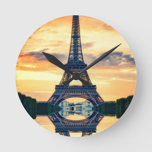 Eiffel Tower Paris Abend European Travel Runde Wanduhr (Vorderseite)