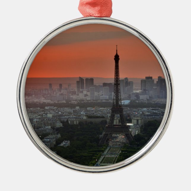 Eiffel Tower Paris Europe Travel Ornament Aus Metall (Vorne)