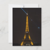 Eiffelturm beleuchtet: Paris um Nacht